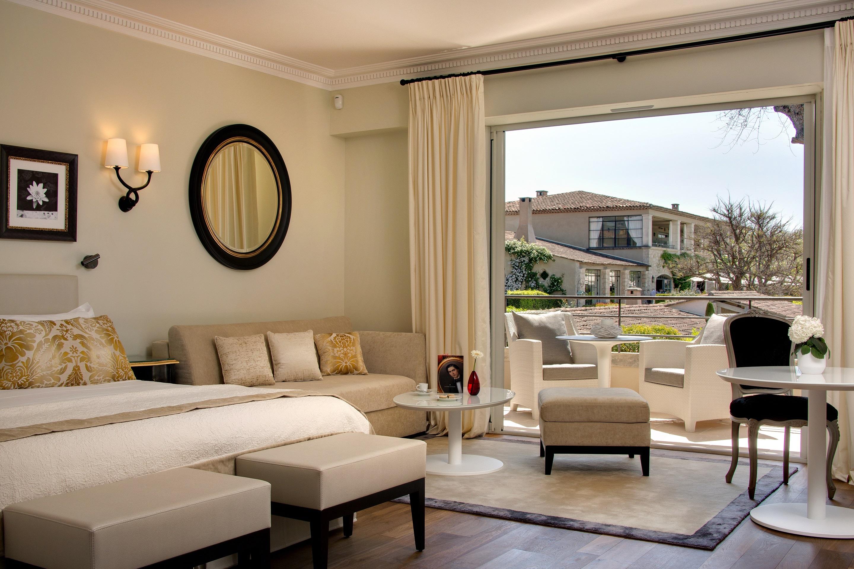 Domaine Du Mas De Pierre Hotel