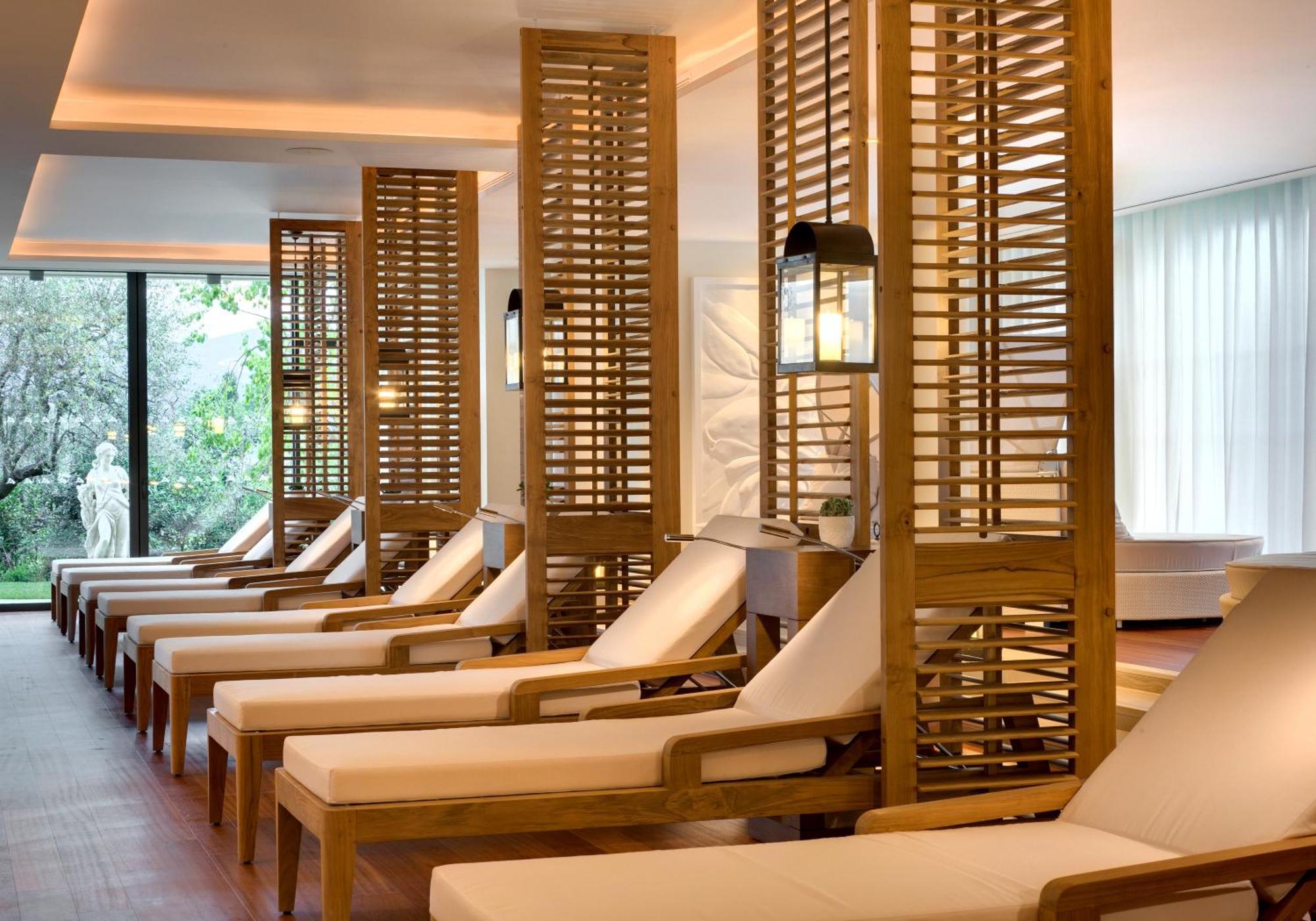 Domaine Du Mas De Pierre Hotel