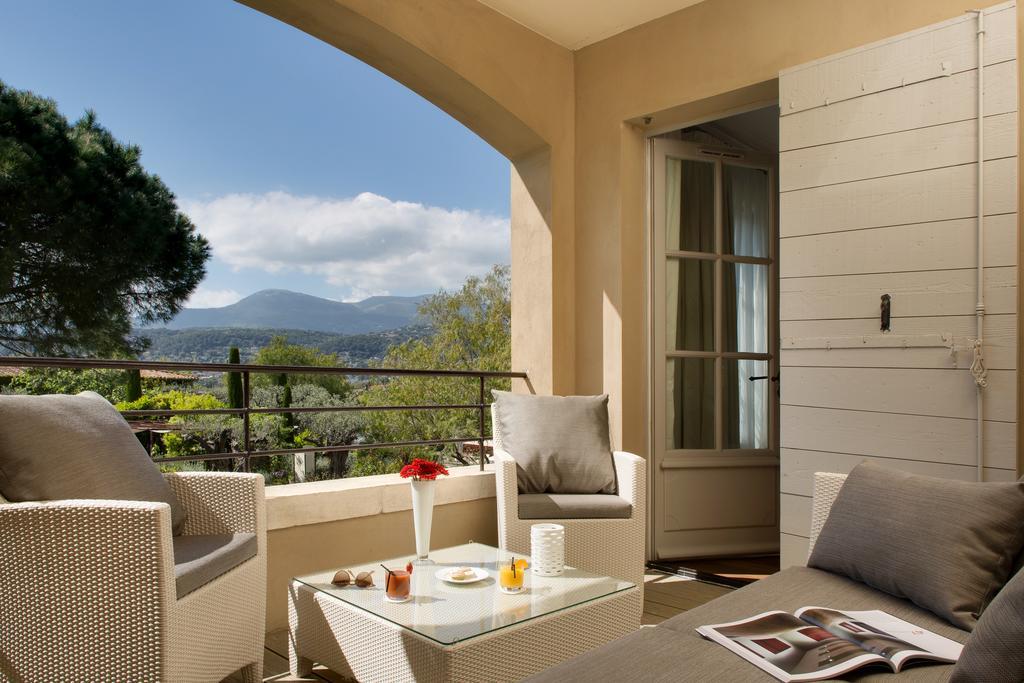 Domaine Du Mas De Pierre 5*