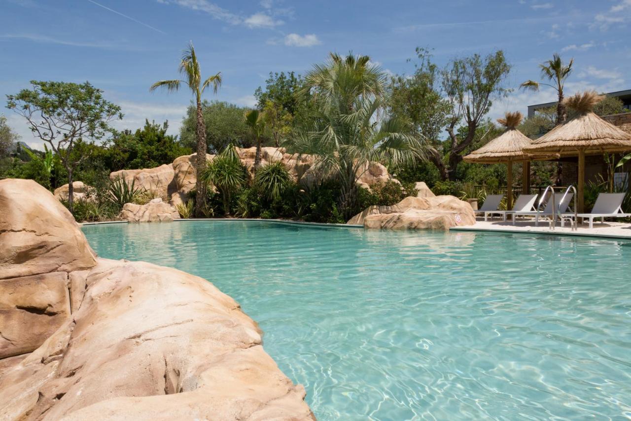 Hotel Domaine Du Mas De Pierre